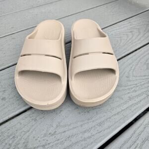 Oofos Women's Oomega Ooahh Slides Beige, Size 9